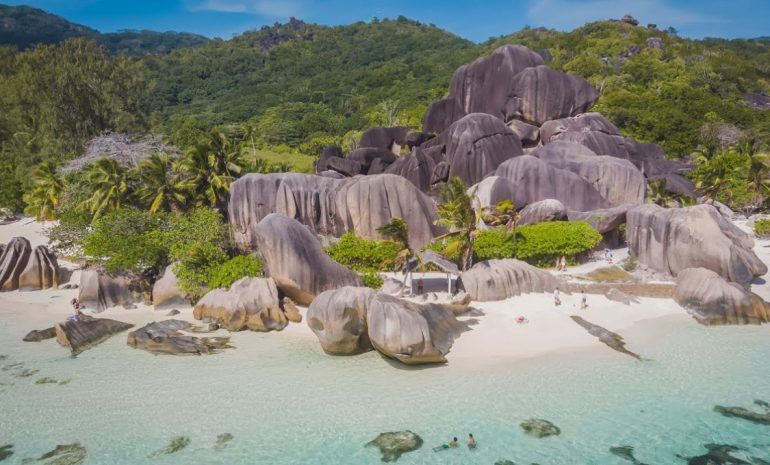 Seychelles by Car: The Best Routes for Mahé and Praslin